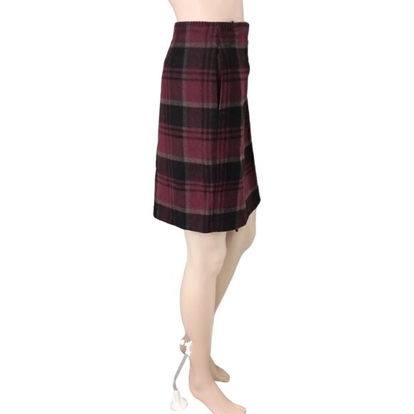 Woolrich Wool Blend Skirt Sz 13 Plaid Red Whip Stitch Pockets Wrap A Line Preppy - Picture 3 of 16
